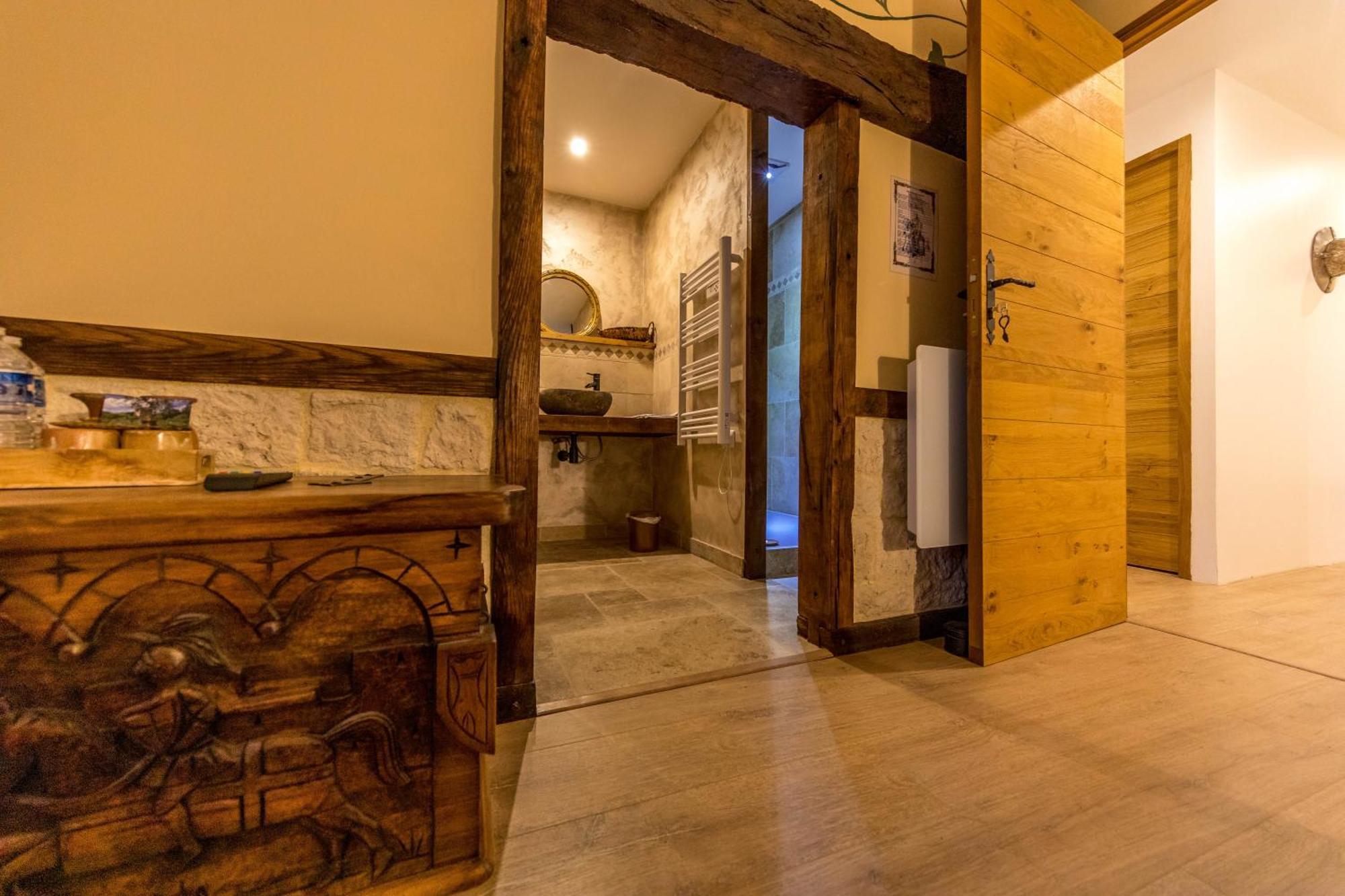 Domaine De La Ferte Clairbois Hotel Sainte-Suzanne  ห้อง รูปภาพ